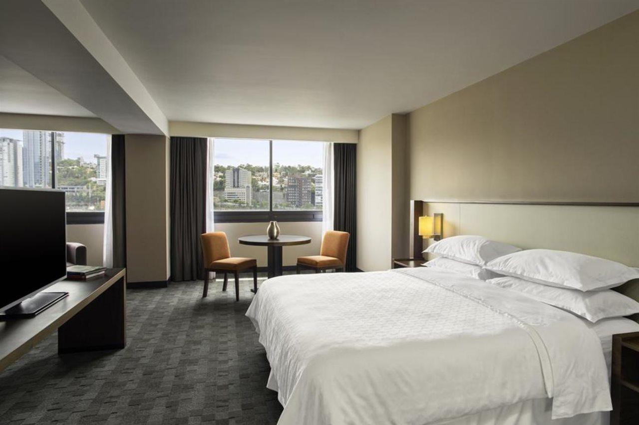 Sheraton Mexico City Santa Fe Exterior photo