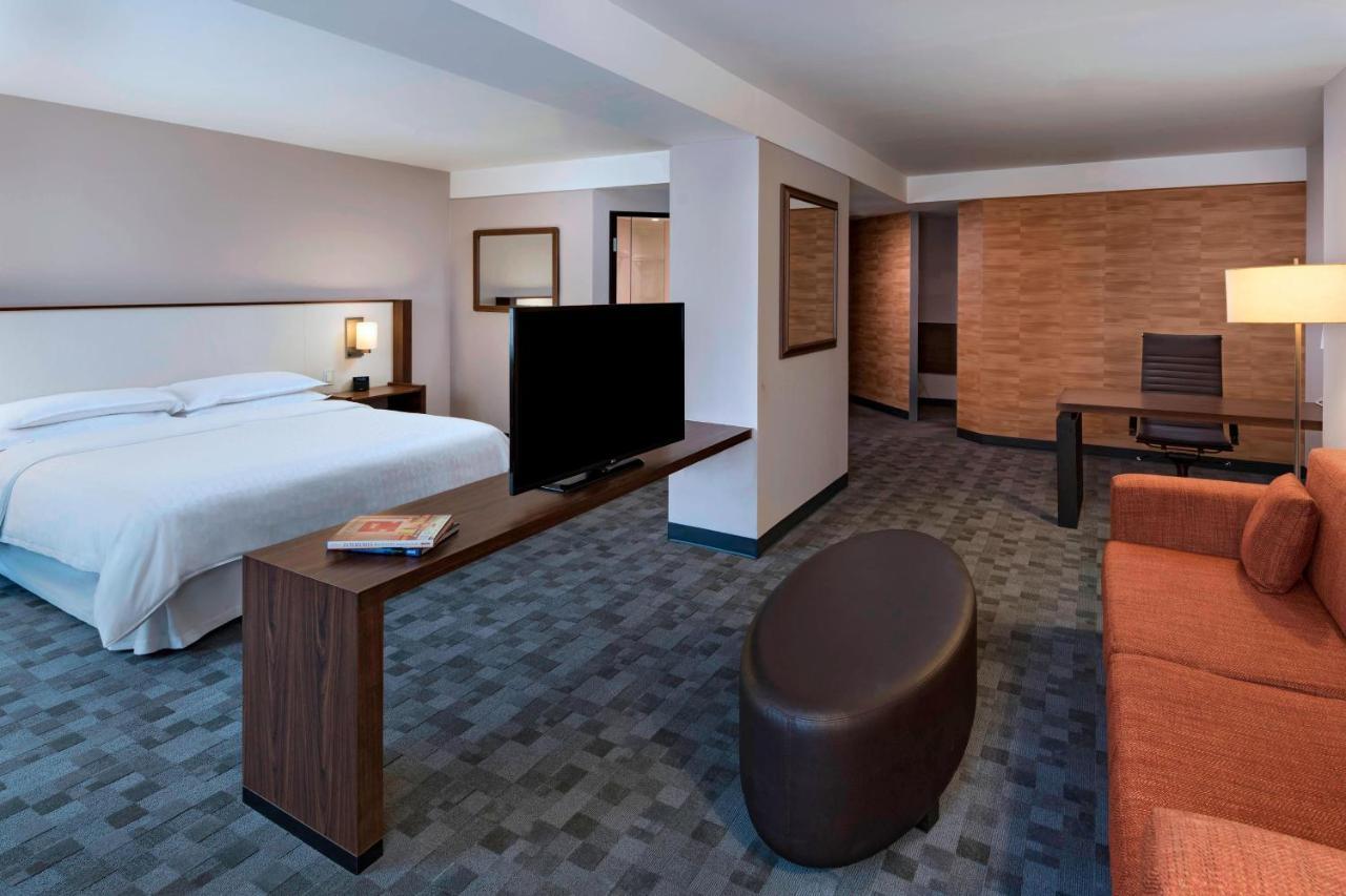 Sheraton Mexico City Santa Fe Exterior photo